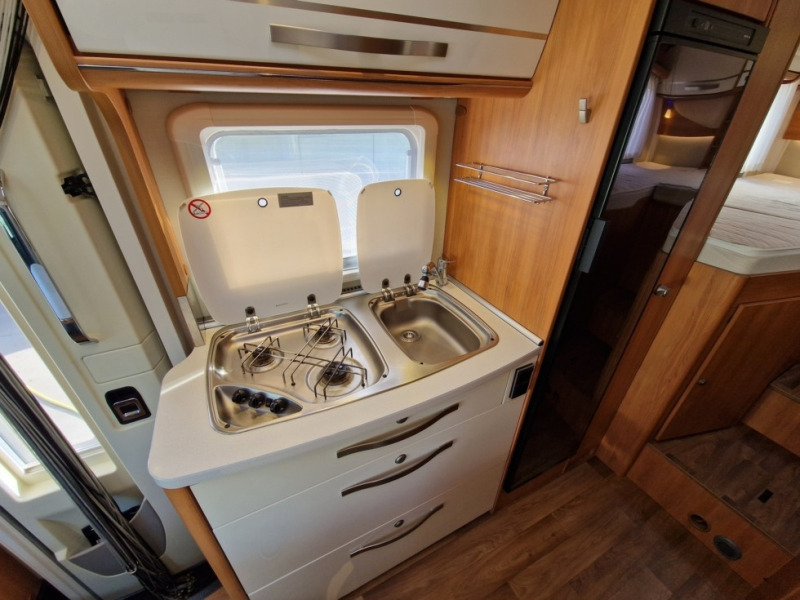 Delintegreret autocamper Hymer MLT 580: billede 9