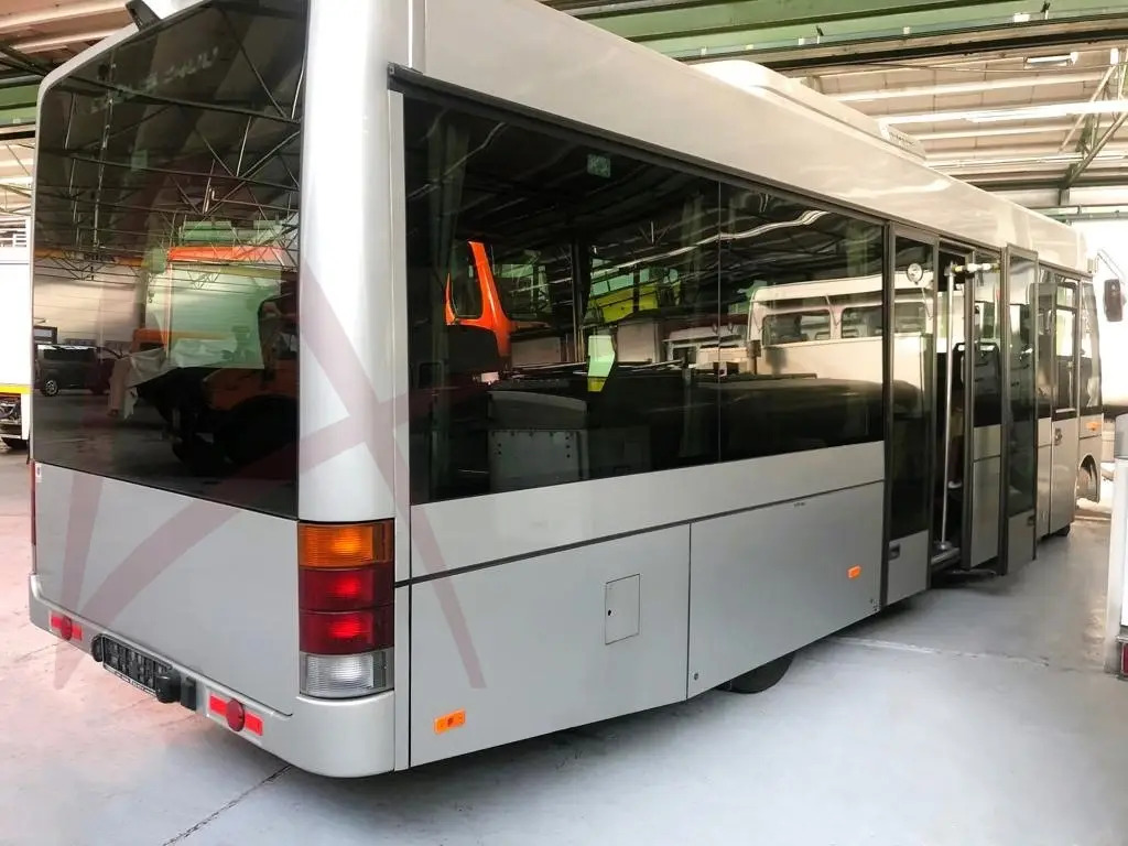 CONTRAC COBUS 2400 - Lufthavnsbus: billede 2 CONTRAC COBUS 2400 - Lufthavnsbus: billede 2