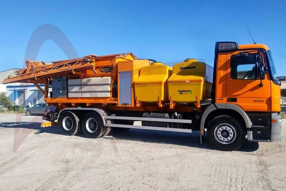 DAMMANN FEA 6024 - Afisningsmaskine til fly: billede 1 DAMMANN FEA 6024 - Afisningsmaskine til fly: billede 1