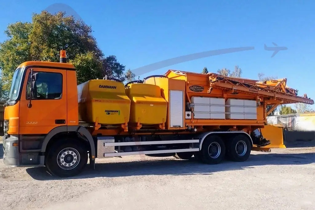 DAMMANN FEA 6024 - Afisningsmaskine til fly: billede 5 DAMMANN FEA 6024 - Afisningsmaskine til fly: billede 5