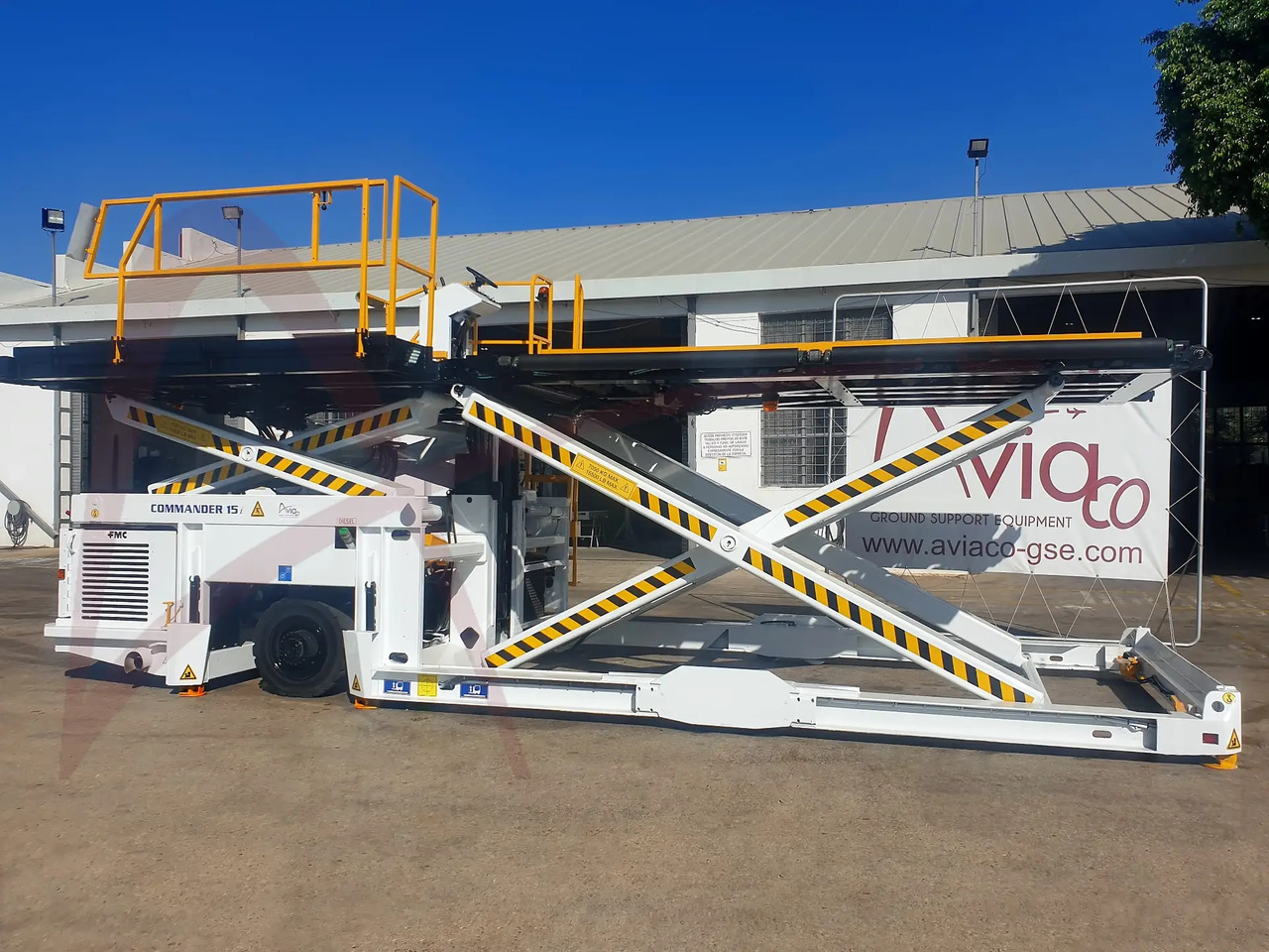 JBT AEROTECH COMMANDER 15iS - Container-/ Palleløfter: billede 2 JBT AEROTECH COMMANDER 15iS - Container-/ Palleløfter: billede 2