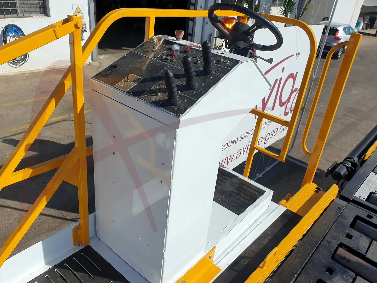 JBT AEROTECH COMMANDER 15iS - Container-/ Palleløfter: billede 3 JBT AEROTECH COMMANDER 15iS - Container-/ Palleløfter: billede 3