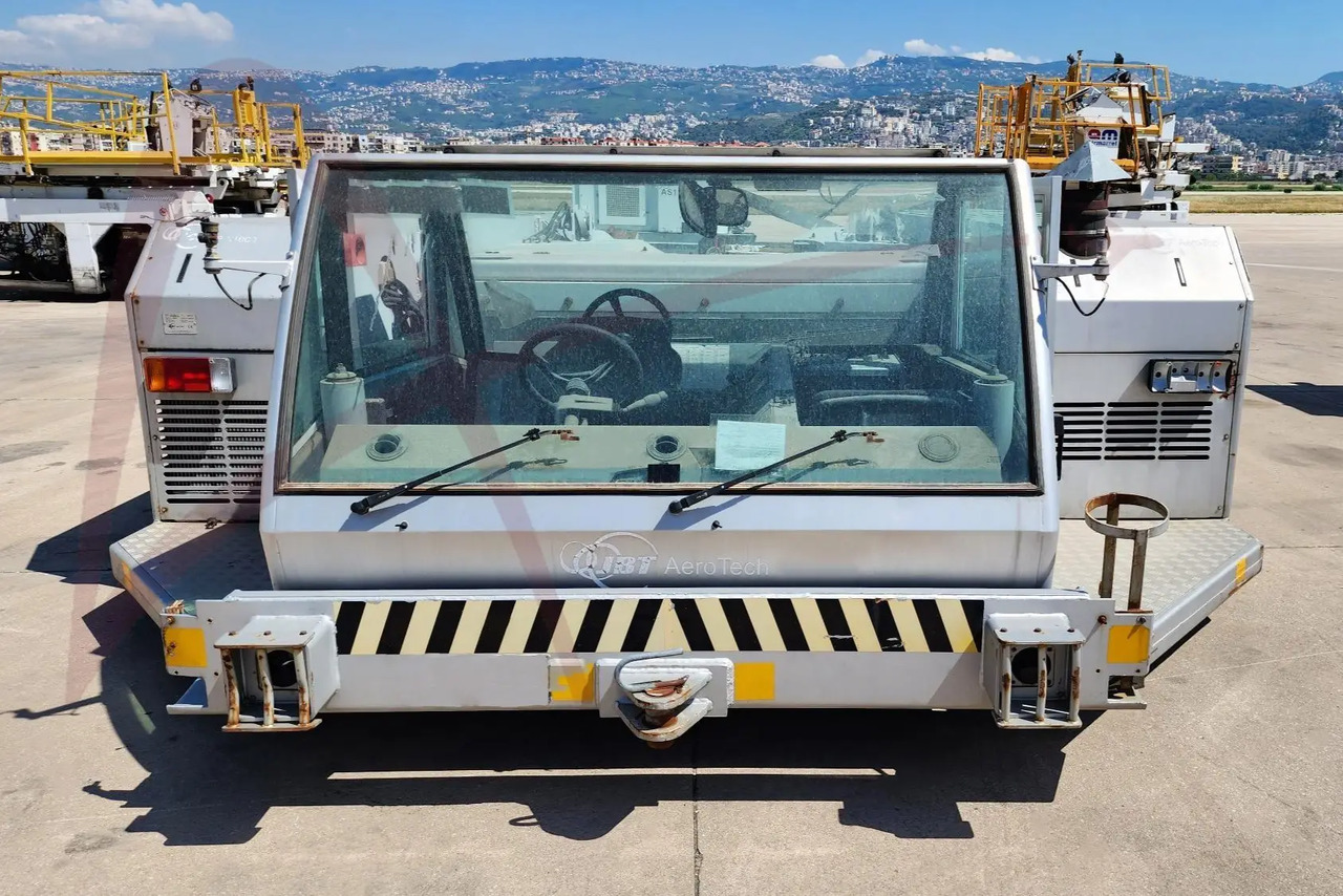 JBT AEROTECH EXPEDITER 400 - Push-back traktor: billede 1 JBT AEROTECH EXPEDITER 400 - Push-back traktor: billede 1