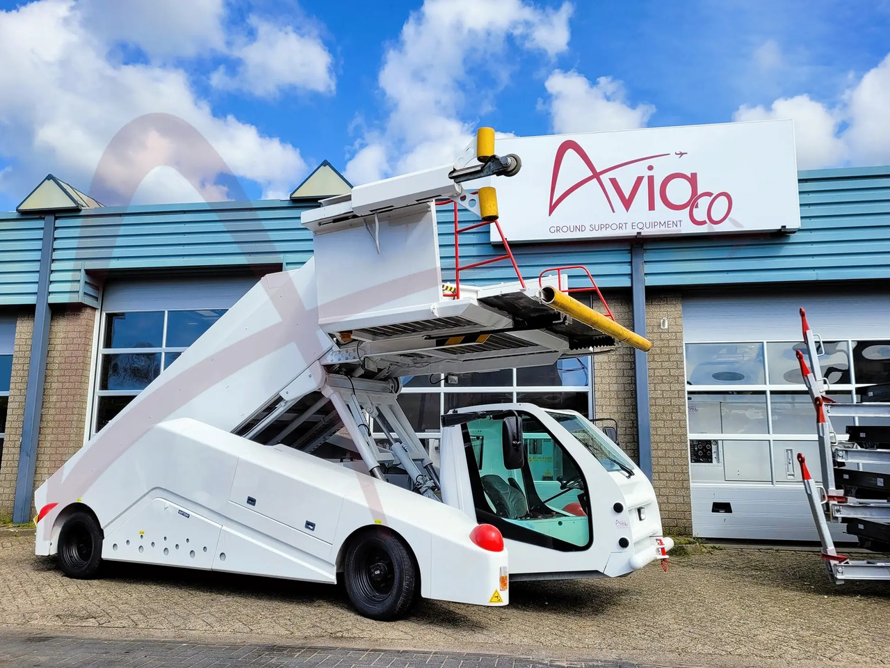 KAHLBACHER JET-STEP 180/420 - Passagertrappe: billede 1 KAHLBACHER JET-STEP 180/420 - Passagertrappe: billede 1