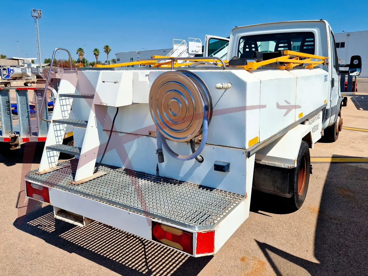 TEMG TG-0217 - Lufthavnsudstyr: billede 2 TEMG TG-0217 - Lufthavnsudstyr: billede 2