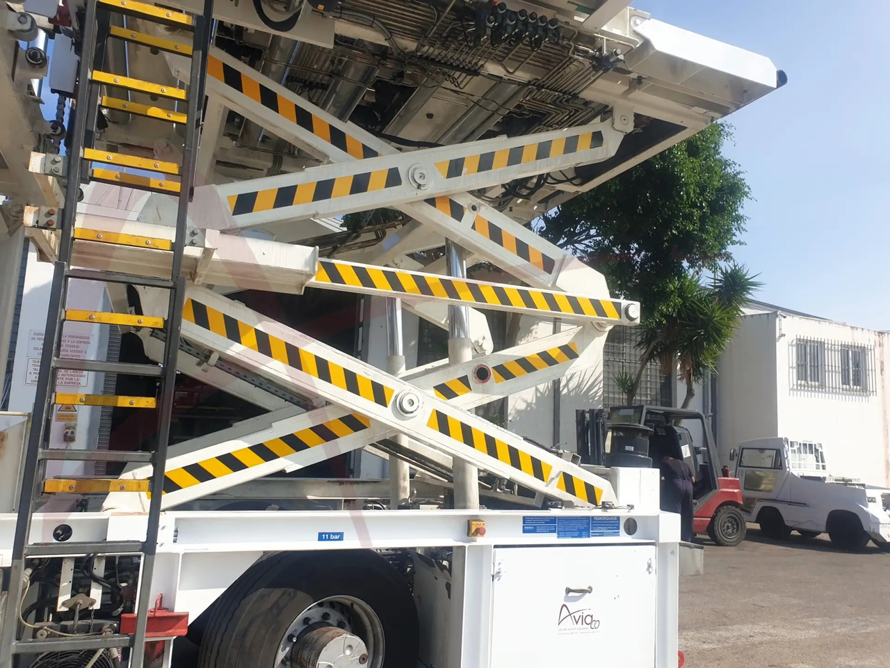 TREPEL CHAMP 140 - Container-/ Palleløfter: billede 3 TREPEL CHAMP 140 - Container-/ Palleløfter: billede 3