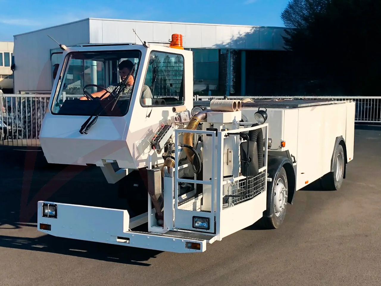 VESTERGAARD TSU-F - Udstyr til toiletservicering: billede 2 VESTERGAARD TSU-F - Udstyr til toiletservicering: billede 2