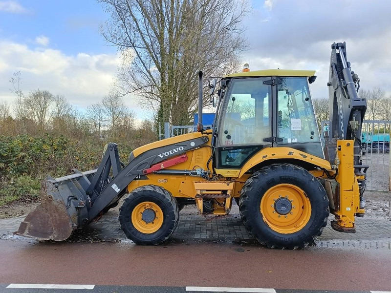 Volvo BL 61 + graaflaad combinatie backhoe loader lader - Gravelæssemaskine: billede 1 Volvo BL 61 + graaflaad combinatie backhoe loader lader - Gravelæssemaskine: billede 1
