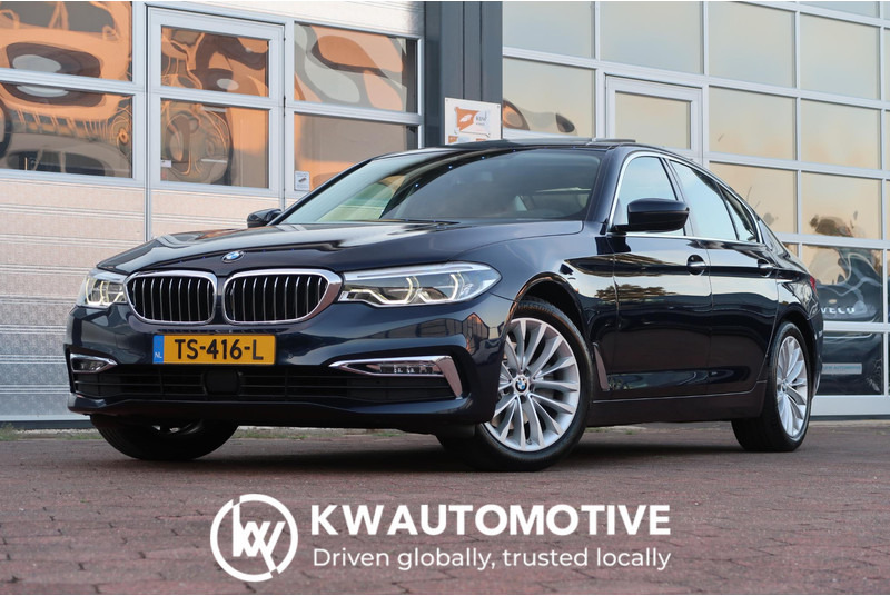 BMW 5 Serie 520i High Executive SCHUIFDAK/ NAPPA-LEDER/ ACC/ HEAD-UP/ H&K / ETC. - Sedan: billede 1 BMW 5 Serie 520i High Executive SCHUIFDAK/ NAPPA-LEDER/ ACC/ HEAD-UP/ H&K / ETC. - Sedan: billede 1