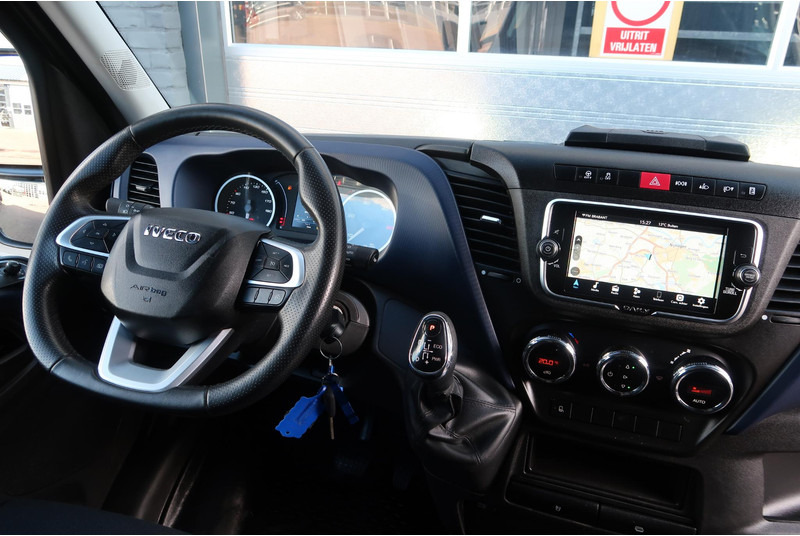 Iveco Daily 35S18HV 3.0 35 L2 H2 AUT/ LED/ CAMERA/ 3.5T/ CRUISE/ CLIMA/ TREKHAAK - Varevogn: billede 5 Iveco Daily 35S18HV 3.0 35 L2 H2 AUT/ LED/ CAMERA/ 3.5T/ CRUISE/ CLIMA/ TREKHAAK - Varevogn: billede 5