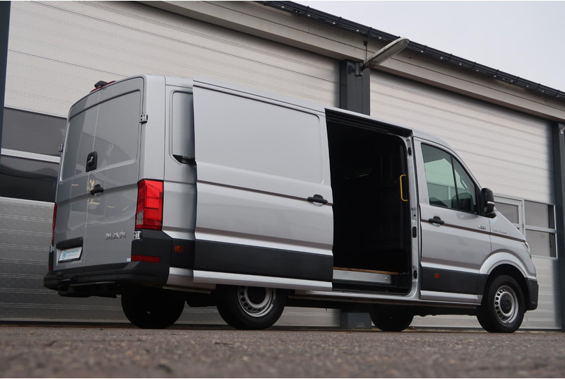 MAN TGE 3.180 4x4 AUT/ CAMERA/ ACC/ AIRCO/ TREKHAAK - Varevogn: billede 4 MAN TGE 3.180 4x4 AUT/ CAMERA/ ACC/ AIRCO/ TREKHAAK - Varevogn: billede 4