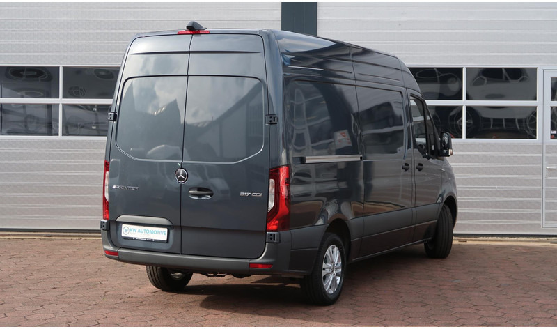 Mercedes-Benz Sprinter 317 CDI L2H2 RWD BPM VRIJ/ AUT/ 3.5T/ LED/ CAMERA/ MBUX/ CRUISE/ CLIMA - Varevogn: billede 4 Mercedes-Benz Sprinter 317 CDI L2H2 RWD BPM VRIJ/ AUT/ 3.5T/ LED/ CAMERA/ MBUX/ CRUISE/ CLIMA - Varevogn: billede 4