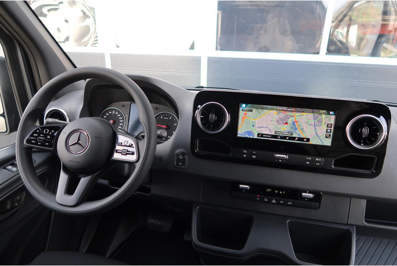 Mercedes-Benz Sprinter 317 CDI L2H2 RWD BPM VRIJ/ AUT/ 3.5T/ LED/ CAMERA/ MBUX/ CRUISE/ CLIMA - Varevogn: billede 5 Mercedes-Benz Sprinter 317 CDI L2H2 RWD BPM VRIJ/ AUT/ 3.5T/ LED/ CAMERA/ MBUX/ CRUISE/ CLIMA - Varevogn: billede 5