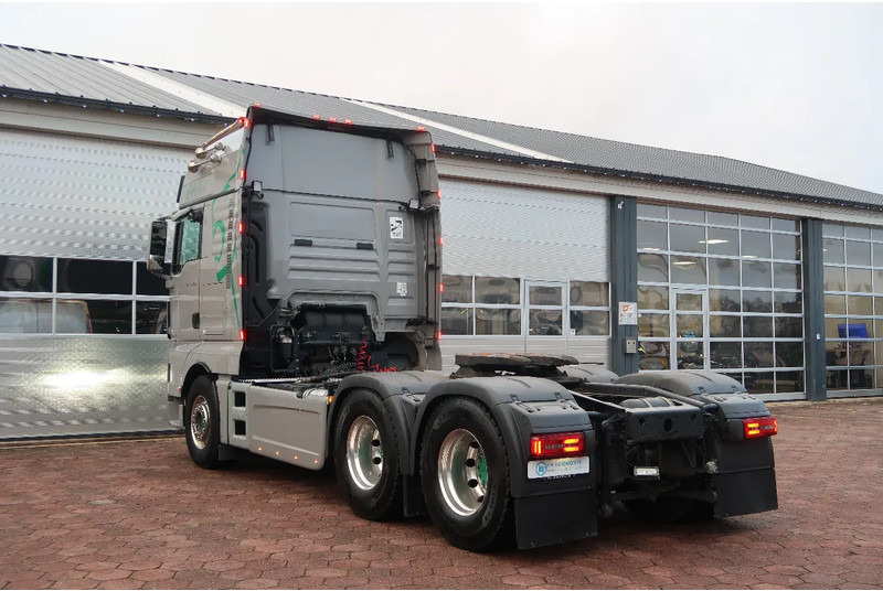 Trækker MAN TGX TGX 33.640 6X4 /RETARDER/ HYDRAULIK/ ALCOA'S/ LED/ ETC!: billede 11 Trækker MAN TGX TGX 33.640 6X4 /RETARDER/ HYDRAULIK/ ALCOA'S/ LED/ ETC!: billede 11