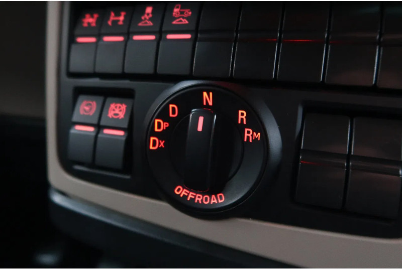 Trækker MAN TGX TGX 33.640 6X4 /RETARDER/ HYDRAULIK/ ALCOA'S/ LED/ ETC!: billede 10 Trækker MAN TGX TGX 33.640 6X4 /RETARDER/ HYDRAULIK/ ALCOA'S/ LED/ ETC!: billede 10