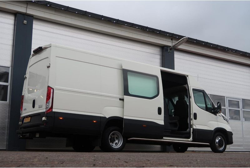 Iveco Daily 35C18H 3.0 DC AUT/ CAMERA/ LED/ CRUISE/ CLIMA/ TREKHAAK - Varebil, Mandskabsbil: billede 4 Iveco Daily 35C18H 3.0 DC AUT/ CAMERA/ LED/ CRUISE/ CLIMA/ TREKHAAK - Varebil, Mandskabsbil: billede 4