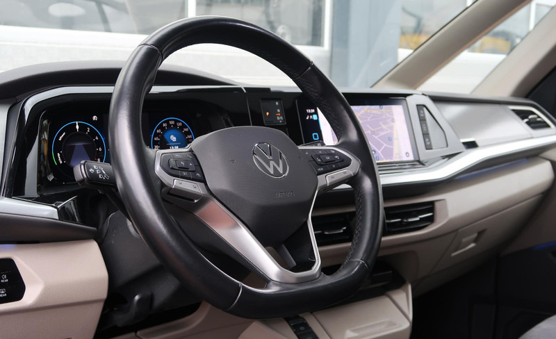 Volkswagen Multivan 1.4 eHybrid L2 Bulli Edition PANO/ 360 CAM/ MASSAGE/ H&K/ HEAD-UP/ TREKHAAK/ VOL! - Bil: billede 2 Volkswagen Multivan 1.4 eHybrid L2 Bulli Edition PANO/ 360 CAM/ MASSAGE/ H&K/ HEAD-UP/ TREKHAAK/ VOL! - Bil: billede 2