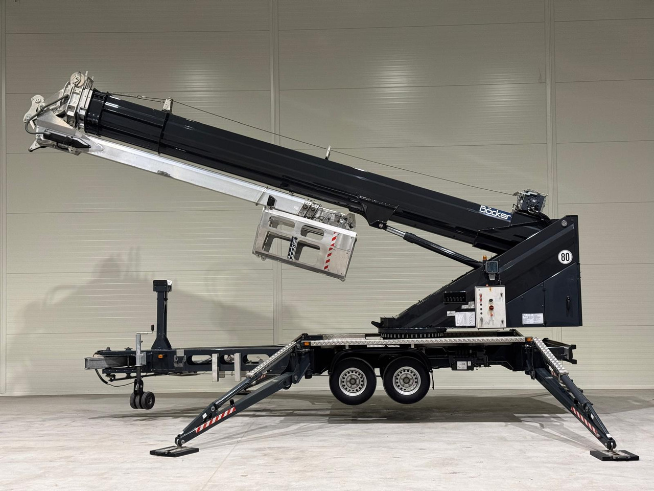 Bocker AHK 36/2400 - Minikran: billede 1 Bocker AHK 36/2400 - Minikran: billede 1