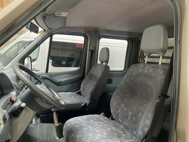 MERCEDES-BENZ Sprinter 313 CDI Doka 4x4 Allrad 1.Hand... - Varebil med presenning, Mandskabsbil: billede 2 MERCEDES-BENZ Sprinter 313 CDI Doka 4x4 Allrad 1.Hand... - Varebil med presenning, Mandskabsbil: billede 2