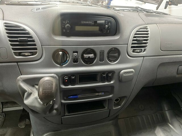 MERCEDES-BENZ Sprinter 313 CDI Doka 4x4 Allrad 1.Hand... - Varebil med presenning, Mandskabsbil: billede 4 MERCEDES-BENZ Sprinter 313 CDI Doka 4x4 Allrad 1.Hand... - Varebil med presenning, Mandskabsbil: billede 4