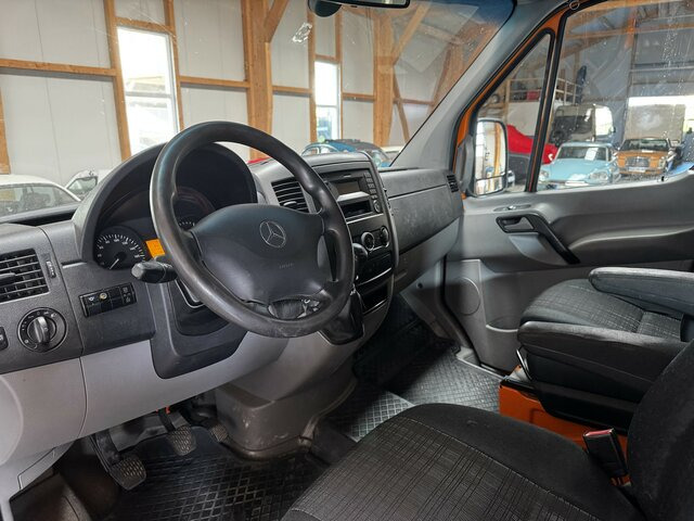 MERCEDES-BENZ Sprinter 316 CDI 4x4 Allrad 5-Sitzer... - Varevogn, Mandskabsbil: billede 5 MERCEDES-BENZ Sprinter 316 CDI 4x4 Allrad 5-Sitzer... - Varevogn, Mandskabsbil: billede 5