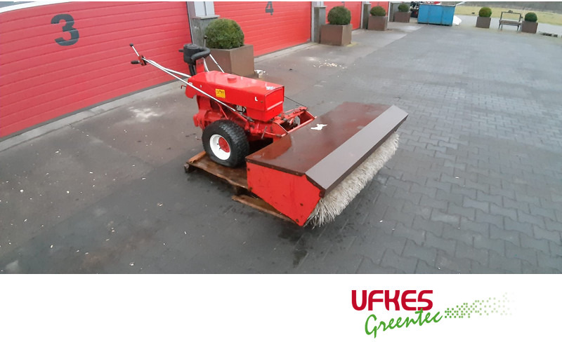 GRAVELY Commercial - 2-hjulet traktor: billede 3 GRAVELY Commercial - 2-hjulet traktor: billede 3