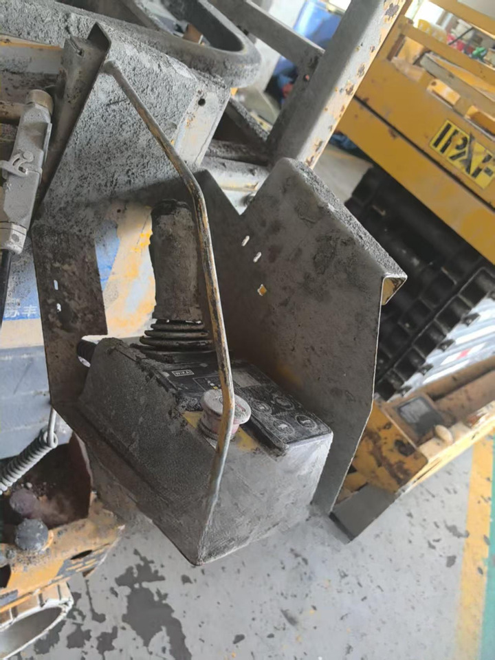 XCMG GTJZ1212 12m used lifting work table scissor lift price - Sakselift: billede 3 XCMG GTJZ1212 12m used lifting work table scissor lift price - Sakselift: billede 3