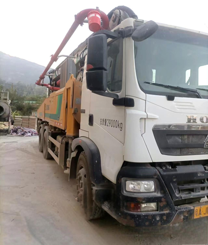 XCMG Manufacturer Concrete Pump Machine HB43V Used 43m HOWO Small Concrete Pumps Truck For Sale - Betonpumpe: billede 3 XCMG Manufacturer Concrete Pump Machine HB43V Used 43m HOWO Small Concrete Pumps Truck For Sale - Betonpumpe: billede 3