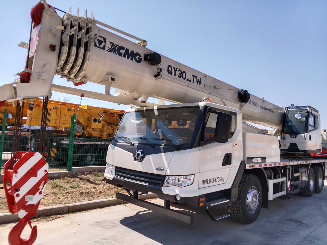 XCMG Official Construction Mini Mobile Crane QY30_TW 30 ton Used Small Hydraulic Crane Price - Mobilkran: billede 5 XCMG Official Construction Mini Mobile Crane QY30_TW 30 ton Used Small Hydraulic Crane Price - Mobilkran: billede 5