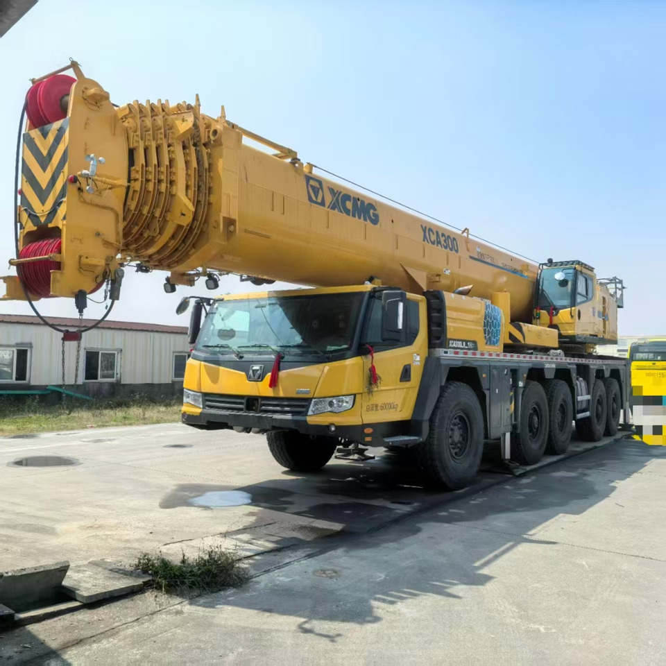 XCMG Official Second Hand Truck Mounted Crane XCA300L8_1 300 ton Mobile Crane Price - Alle terræn kran: billede 4 XCMG Official Second Hand Truck Mounted Crane XCA300L8_1 300 ton Mobile Crane Price - Alle terræn kran: billede 4