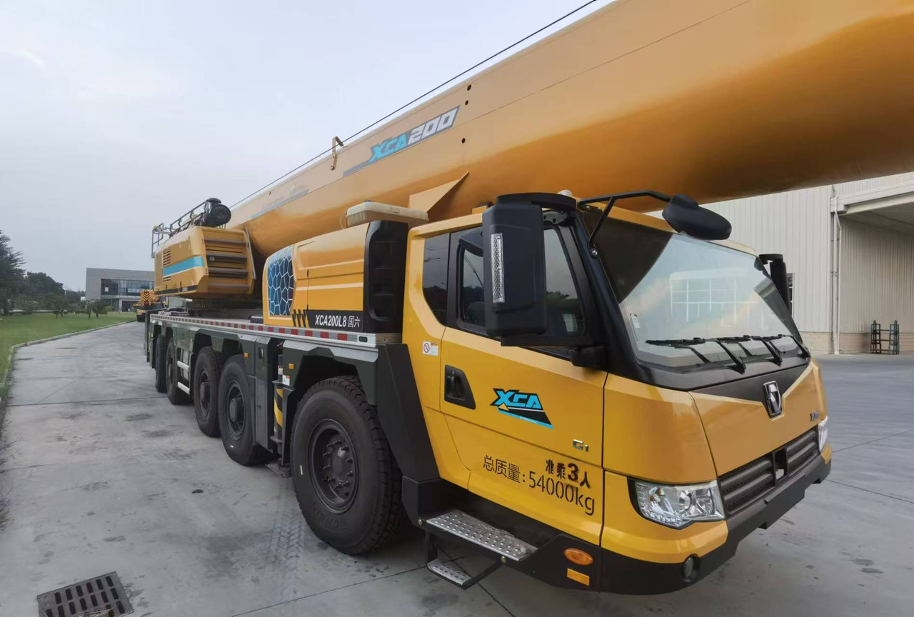 XCMG Official Used 200ton Truck Lifting Crane XCA200L8 Hydraulic Mobile Crane Price List - Alle terræn kran: billede 2 XCMG Official Used 200ton Truck Lifting Crane XCA200L8 Hydraulic Mobile Crane Price List - Alle terræn kran: billede 2
