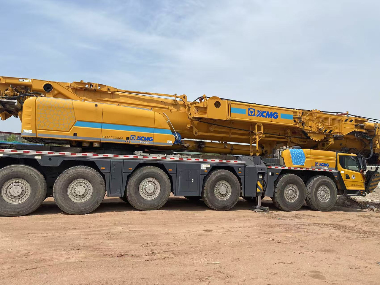 XCMG Official Used All Terrain Crane XCA300-1 300 Ton Mobile Crane Price - Alle terræn kran: billede 4 XCMG Official Used All Terrain Crane XCA300-1 300 Ton Mobile Crane Price - Alle terræn kran: billede 4