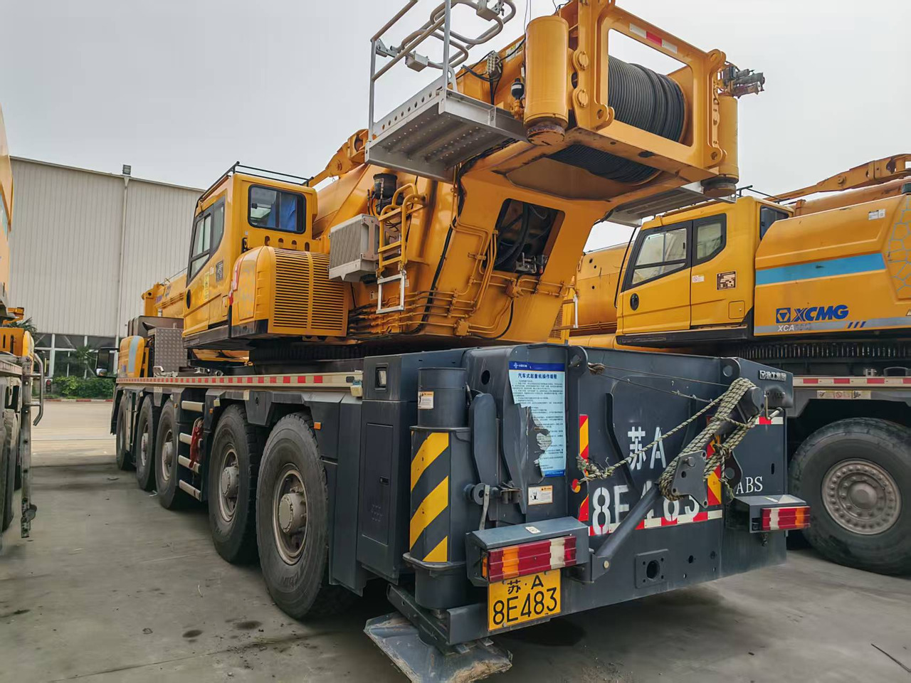 XCMG Official Used Mobile Crane XCA300L8 300Ton 8-Section Truck Crane Hot Sale - Alle terræn kran: billede 4 XCMG Official Used Mobile Crane XCA300L8 300Ton 8-Section Truck Crane Hot Sale - Alle terræn kran: billede 4