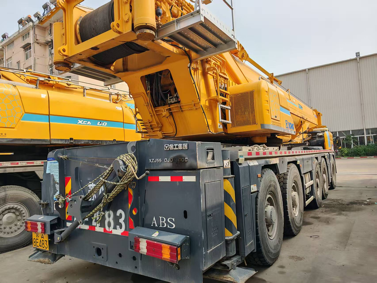 XCMG Official Used Mobile Crane XCA300L8 300Ton 8-Section Truck Crane Hot Sale - Alle terræn kran: billede 3 XCMG Official Used Mobile Crane XCA300L8 300Ton 8-Section Truck Crane Hot Sale - Alle terræn kran: billede 3