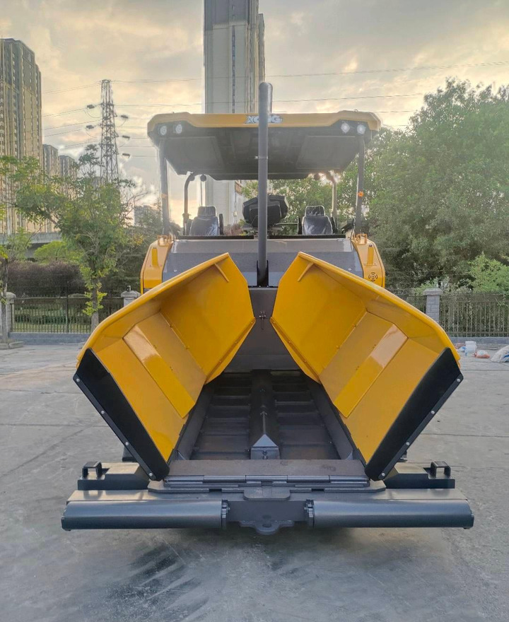XCMG RP905IV used crawler portable concrete asphalt paver price - Asfaltudlægger: billede 5 XCMG RP905IV used crawler portable concrete asphalt paver price - Asfaltudlægger: billede 5