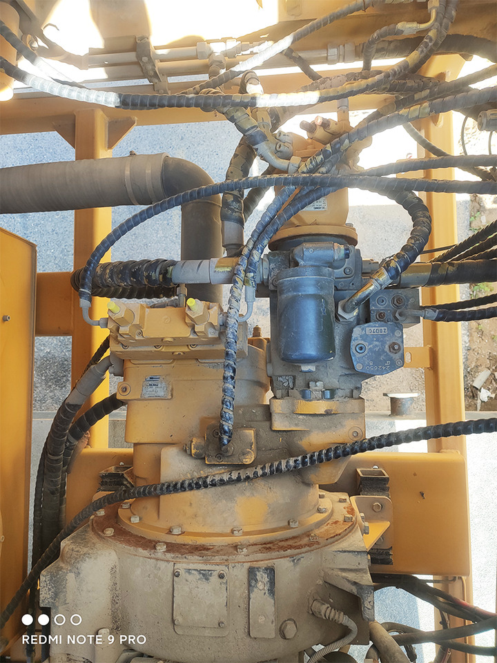 XCMG XGC200 200 tons hydraulic boom used crawler crane 2019 with good condition - Bæltekran: billede 2 XCMG XGC200 200 tons hydraulic boom used crawler crane 2019 with good condition - Bæltekran: billede 2