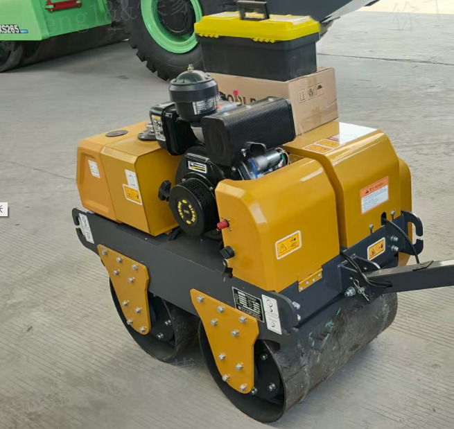 Mini tromle XCMG XMR050 small double mini vibration drum vibratory road roller price: billede 6 Mini tromle XCMG XMR050 small double mini vibration drum vibratory road roller price: billede 6