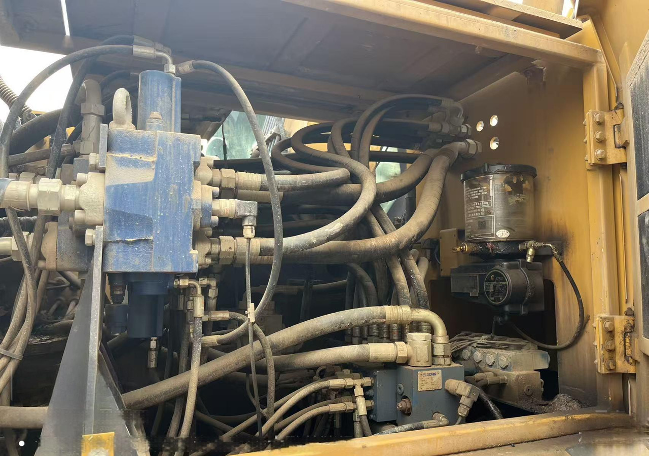 XCMG XR180D used rotary drilling rig machine for sale - Boremaskine: billede 3 XCMG XR180D used rotary drilling rig machine for sale - Boremaskine: billede 3