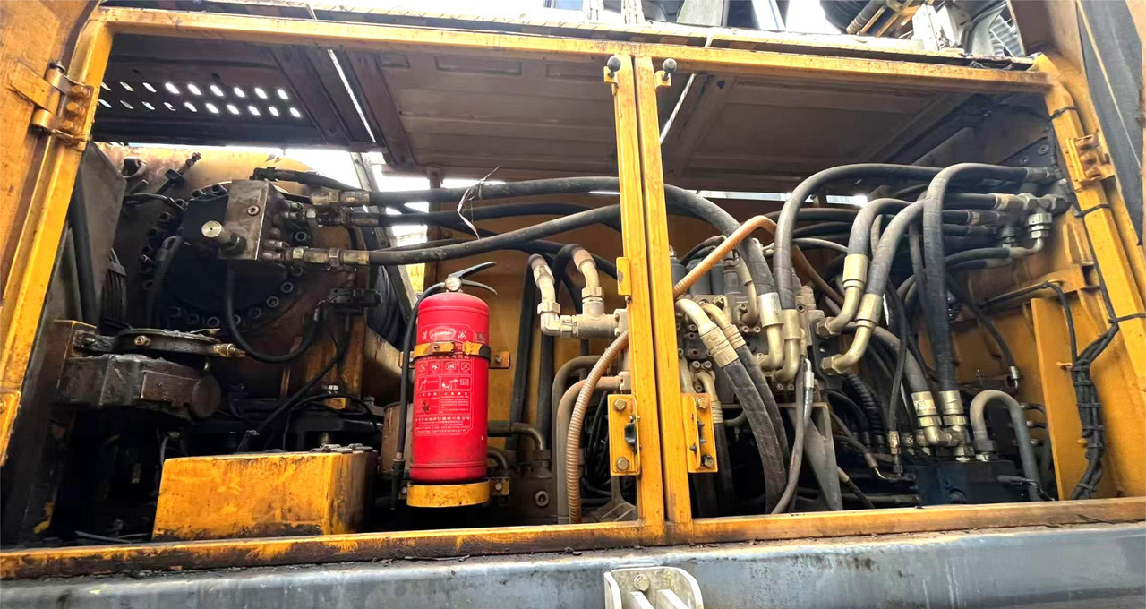 XCMG XR240E second hand rotary drilling rig pile machine price - Boremaskine: billede 3 XCMG XR240E second hand rotary drilling rig pile machine price - Boremaskine: billede 3