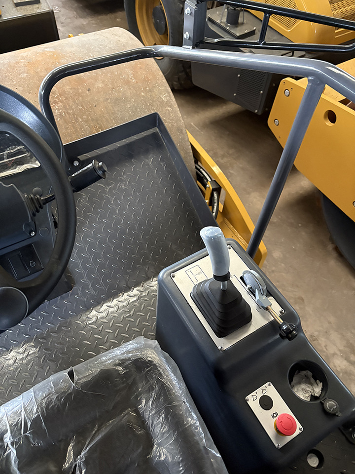 XCMG XS123 12ton used hydraulic road roller price - Vejtromle: billede 2 XCMG XS123 12ton used hydraulic road roller price - Vejtromle: billede 2