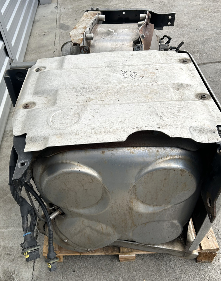 DAF CATALYTIC CONVERTER FOR DAF XF 106 BDF - Katalysator: billede 2 DAF CATALYTIC CONVERTER FOR DAF XF 106 BDF - Katalysator: billede 2