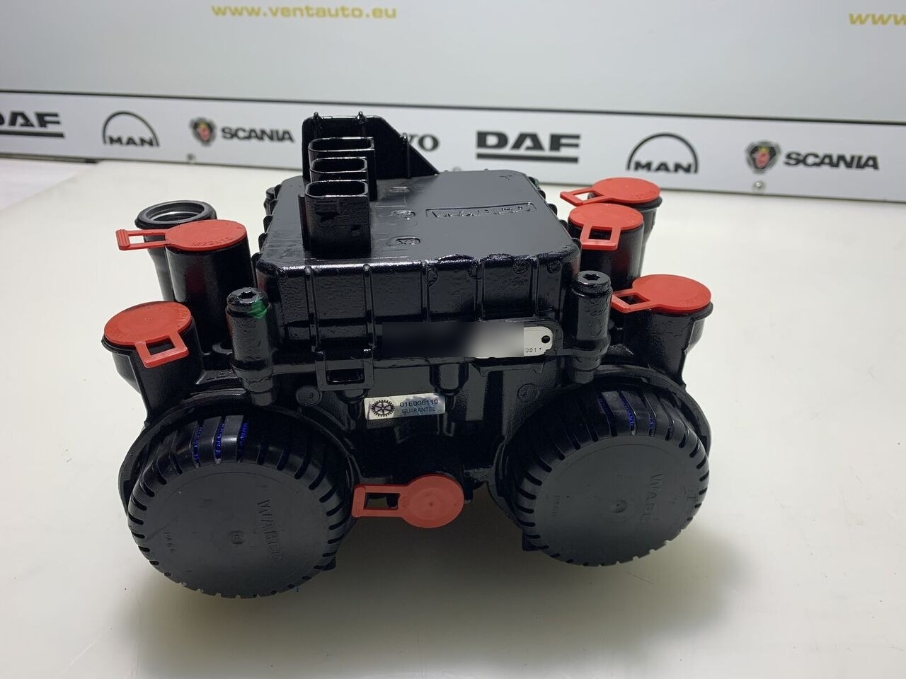 DAF XF 106 1818832 1867002 DAF XF 106 truck - Bremseventil for Lastbil: billede 5 DAF XF 106 1818832 1867002 DAF XF 106 truck - Bremseventil for Lastbil: billede 5