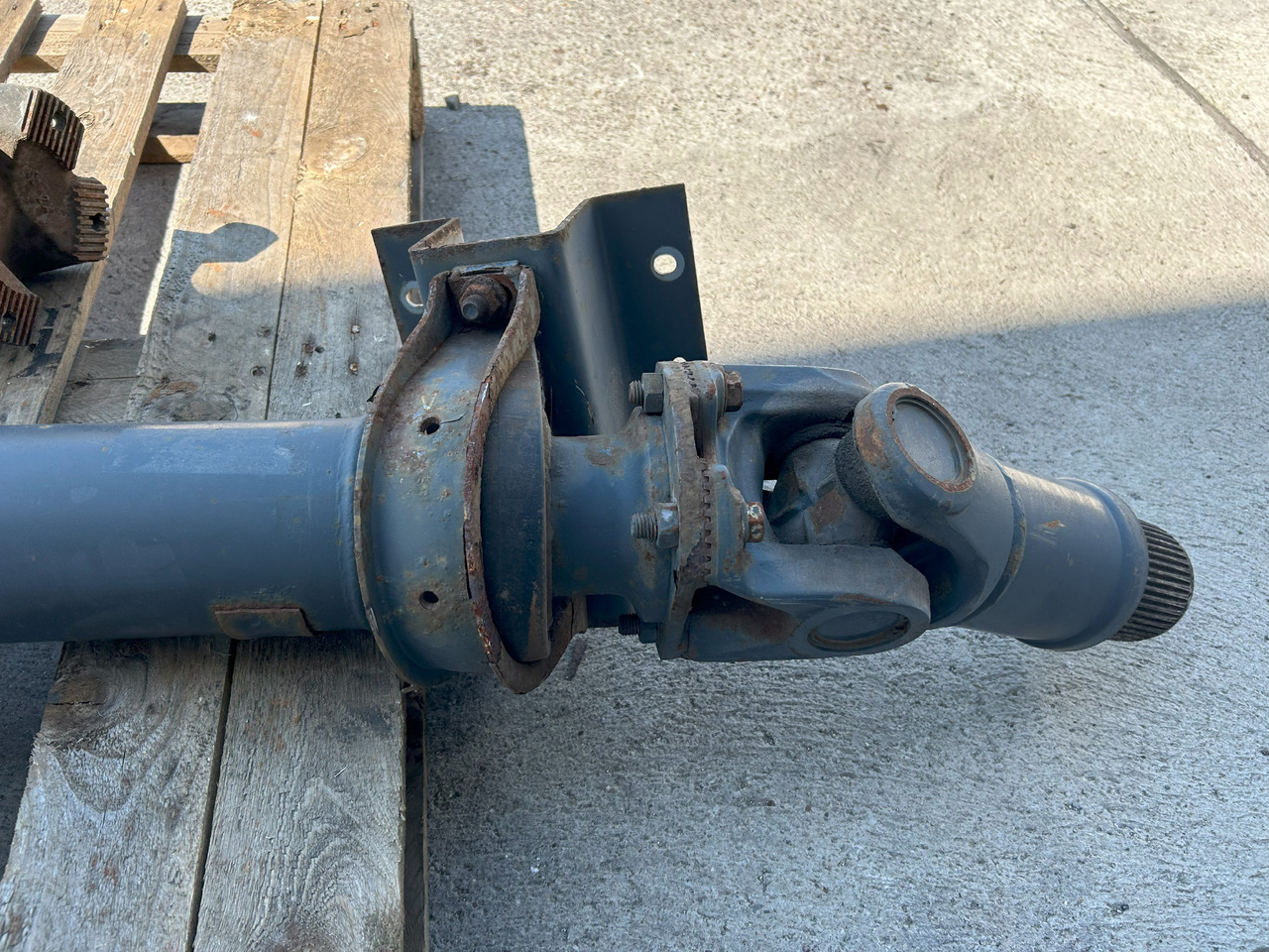 DAF XF 106 480 DRIVE SHAFT - Kardanaksel: billede 4 DAF XF 106 480 DRIVE SHAFT - Kardanaksel: billede 4