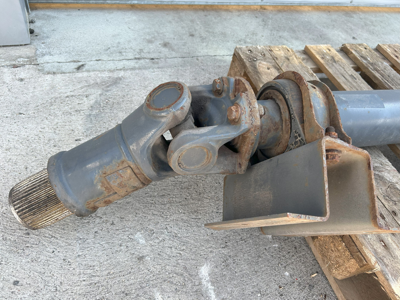 DAF XF 106 480 DRIVE SHAFT - Kardanaksel: billede 2 DAF XF 106 480 DRIVE SHAFT - Kardanaksel: billede 2