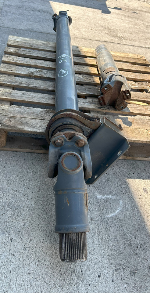DAF XF 106 480 DRIVE SHAFT - Kardanaksel: billede 3 DAF XF 106 480 DRIVE SHAFT - Kardanaksel: billede 3