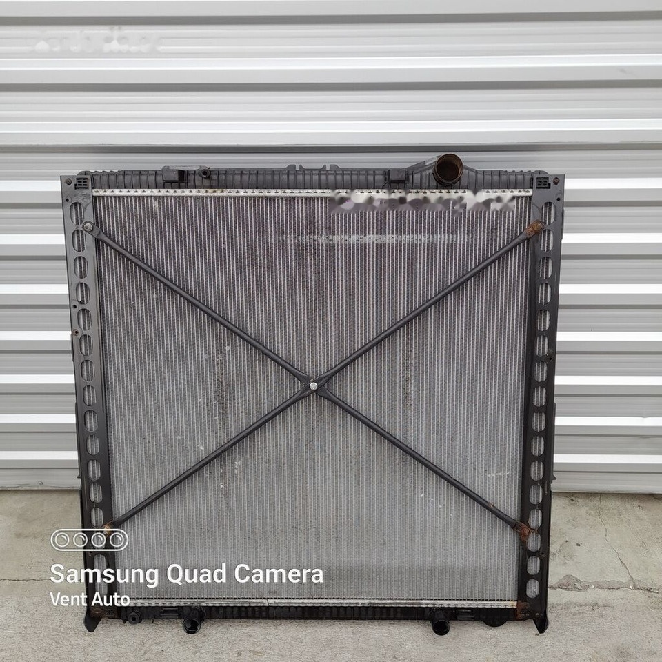 DAF xf 106 125896 truck - Køler for Lastbil: billede 2 DAF xf 106 125896 truck - Køler for Lastbil: billede 2