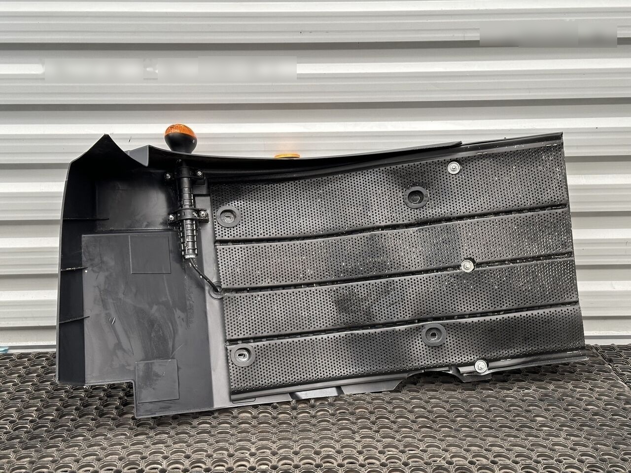 IVECO EUROCARGO 5801551258 - Skærm for Lastbil: billede 2 IVECO EUROCARGO 5801551258 - Skærm for Lastbil: billede 2