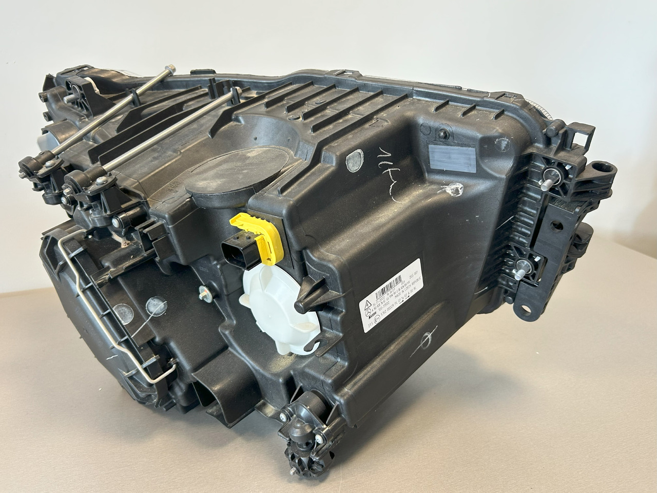 MERCEDES-BENZ brand new original OEM Mercedes-Benz headlight LEFT BI-XENON MP4, MP5 - Forlygte: billede 5 MERCEDES-BENZ brand new original OEM Mercedes-Benz headlight LEFT BI-XENON MP4, MP5 - Forlygte: billede 5