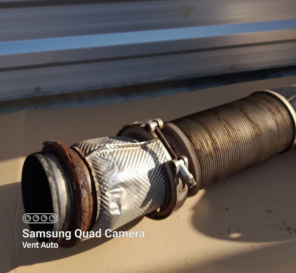 Mercedes-Benz A9614902450 Mercedes-Benz ACTROS MP5 22R truck - Udstødningsrør for Lastbil: billede 3 Mercedes-Benz A9614902450 Mercedes-Benz ACTROS MP5 22R truck - Udstødningsrør for Lastbil: billede 3