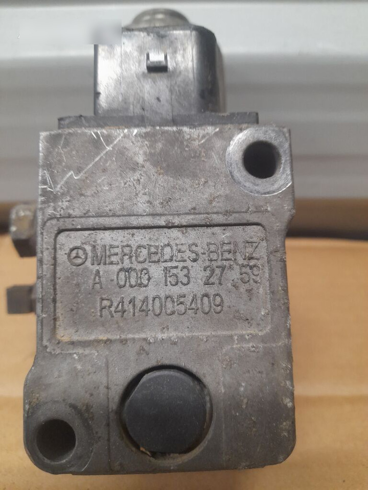 Mercedes-Benz ACTROS MP4 A0001532759 Mercedes-Benz - Ventil for Lastbil: billede 3 Mercedes-Benz ACTROS MP4 A0001532759 Mercedes-Benz - Ventil for Lastbil: billede 3